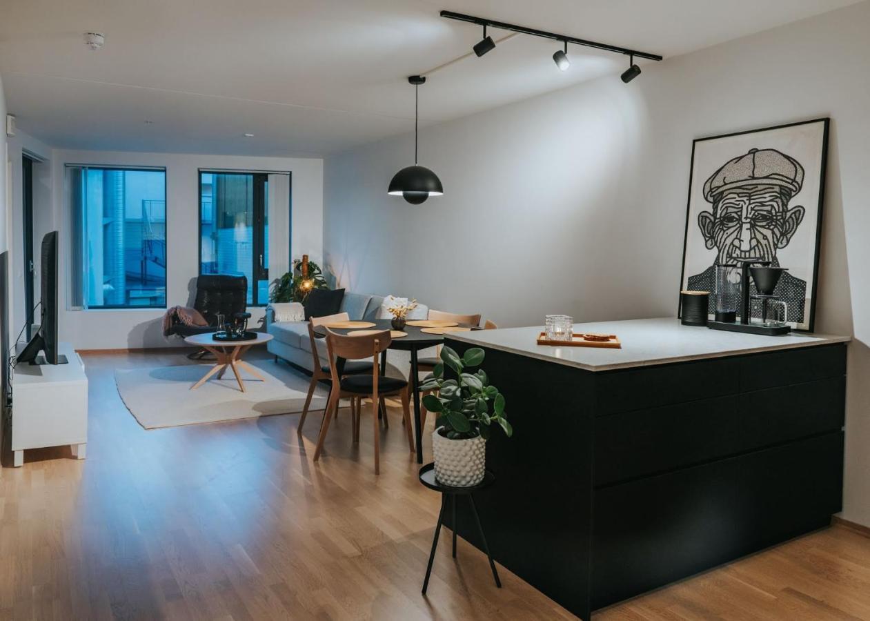 Lofoten Suiteapartments Svolvær Exteriör bild