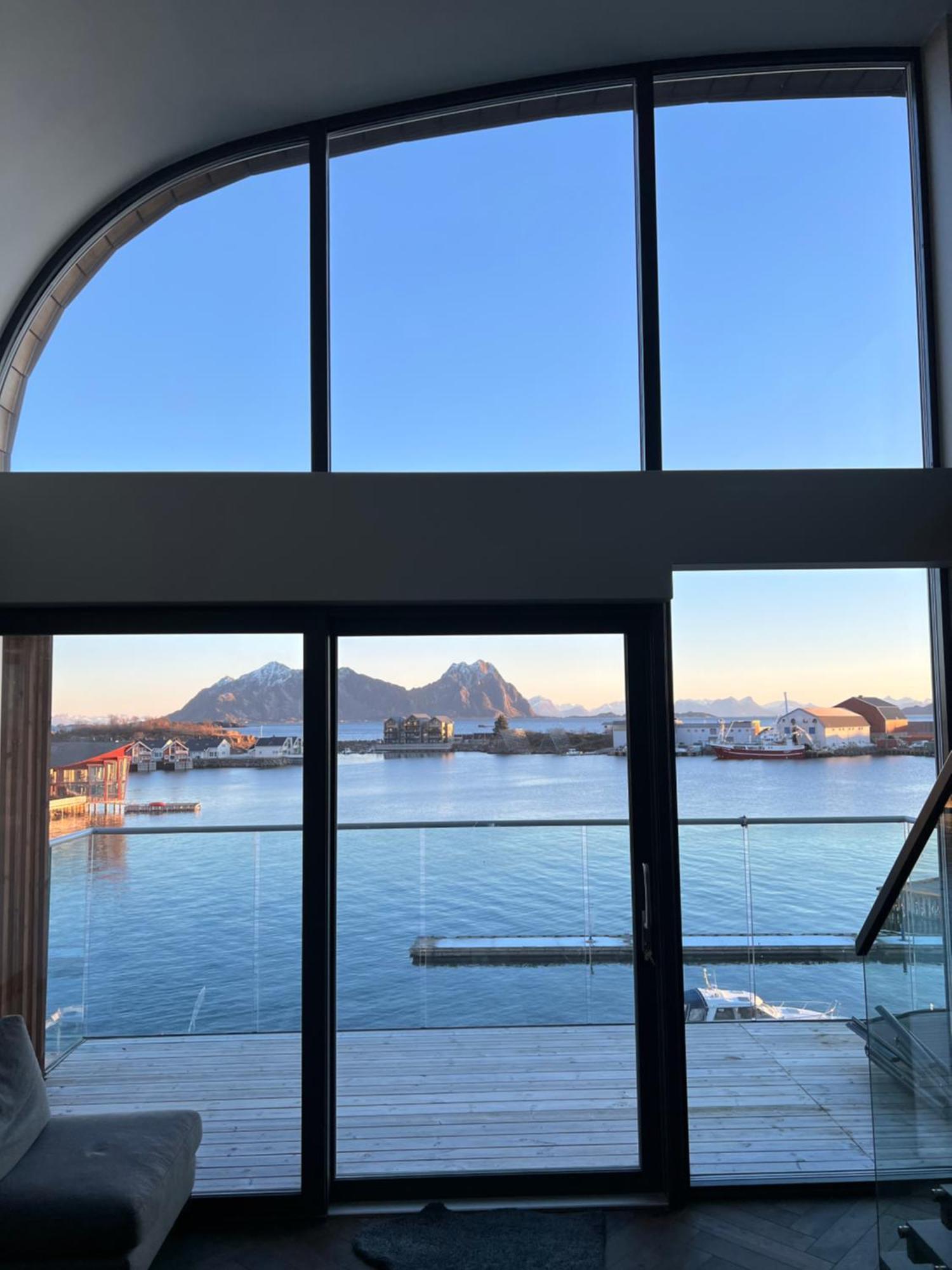 Lofoten Suiteapartments Svolvær Exteriör bild