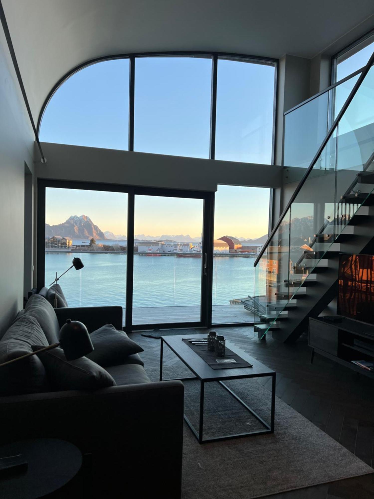 Lofoten Suiteapartments Svolvær Exteriör bild